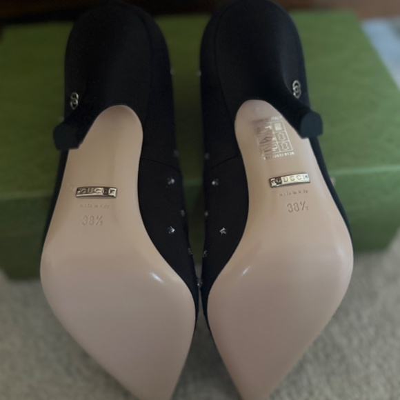 REAL GUCCI Black Star Studded Pumps Double G Logo Size 38.5/8.5 US Women’s - Picture 5 of 8